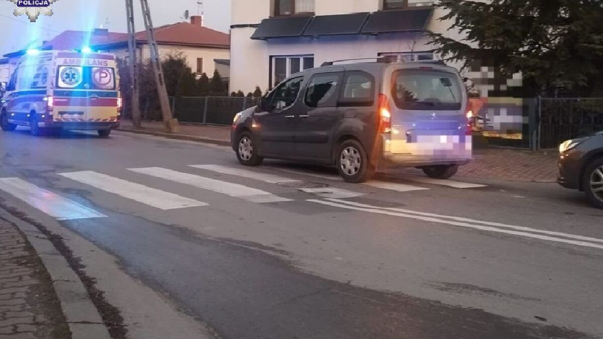 Kierujący potrącił pieszą na pasach