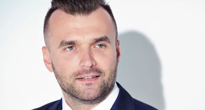 Cyfrowa Polska krytykuje rządową strategię AI