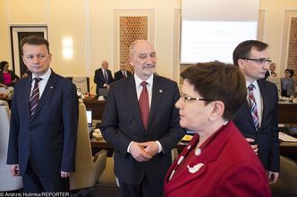 Kolejny rok bez podwyżek pensji dla urzędników. Rząd przyjął projekt ustawy okołobudżetowej