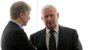 Rosjanin miał emeryturę z FIFA i UEFA. Teraz ujawnił, co się stało