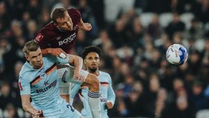 Rzuty karne wyłoniły ostatniego ćwierćfinalistę Pucharu Anglii