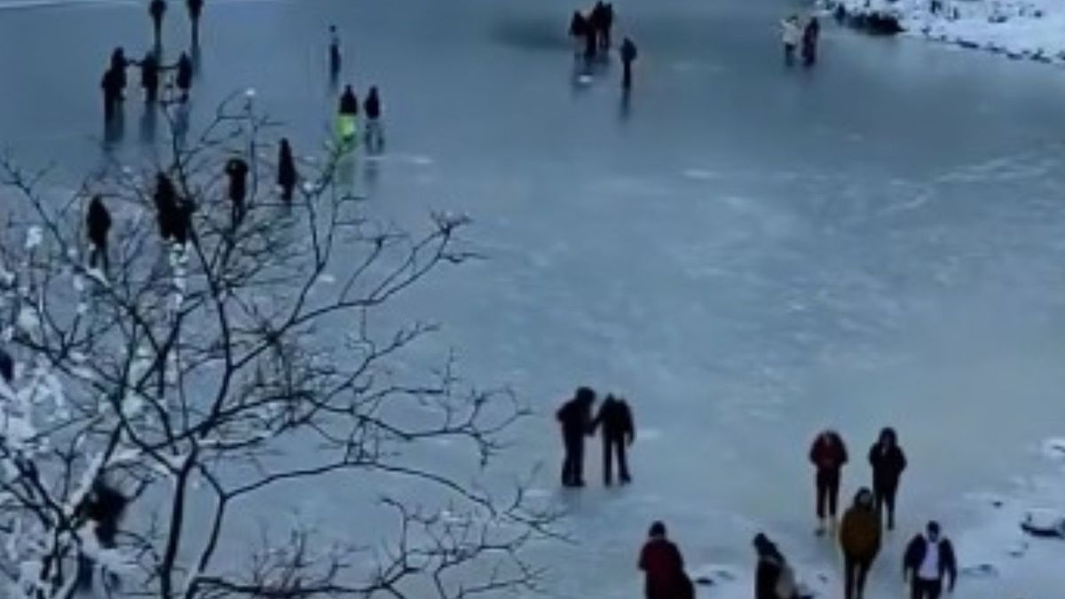 Nagranie z Morskiego Oka. Ludzie wchodzili na taflę lodu