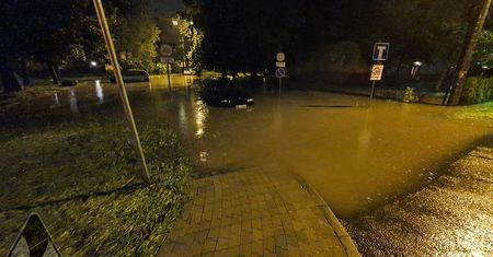 Potopienia na południu Polski. IMGW ostrzega przed ulewami