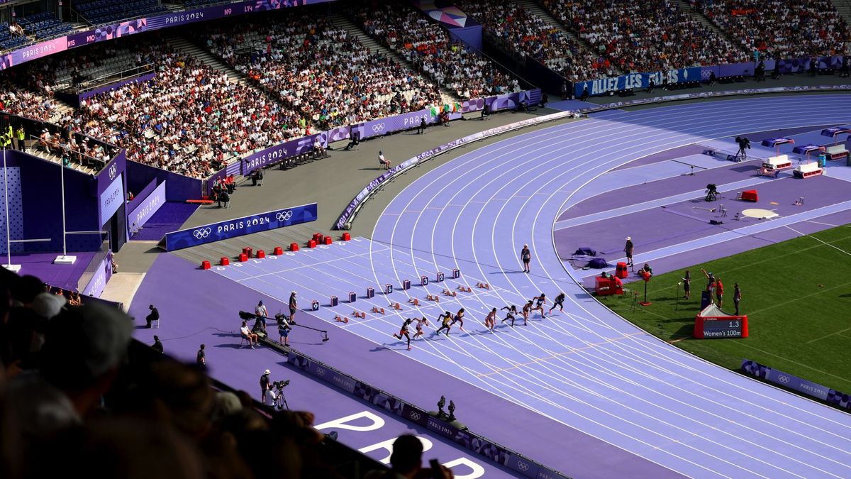 Getty Images / Maja Hitij / Na zdjęciu: fioletowa bieżnia na Stade de France