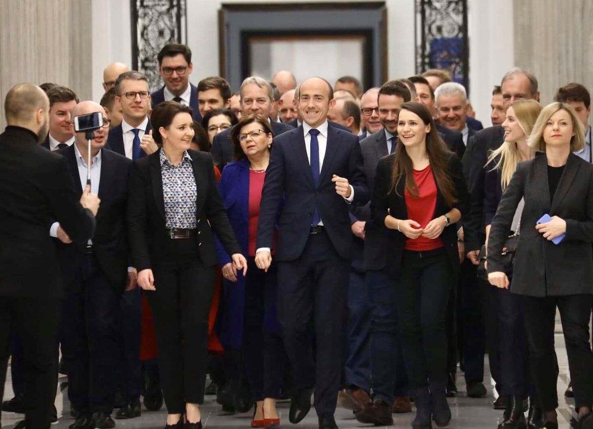 Borys Budka nowym przewodniczącym PO. "Aksamitna rewolucja" w partii i budowa sztabu na wybory prezydenckie