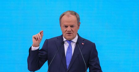 PO zniknęła ze sceny politycznej. Tusk przedstawił nową partię