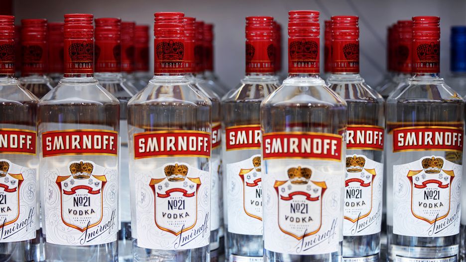 Rosja bez słynnej rosyjskiej wódki. Właściciel Smirnoffa wycofuje się z kraju 