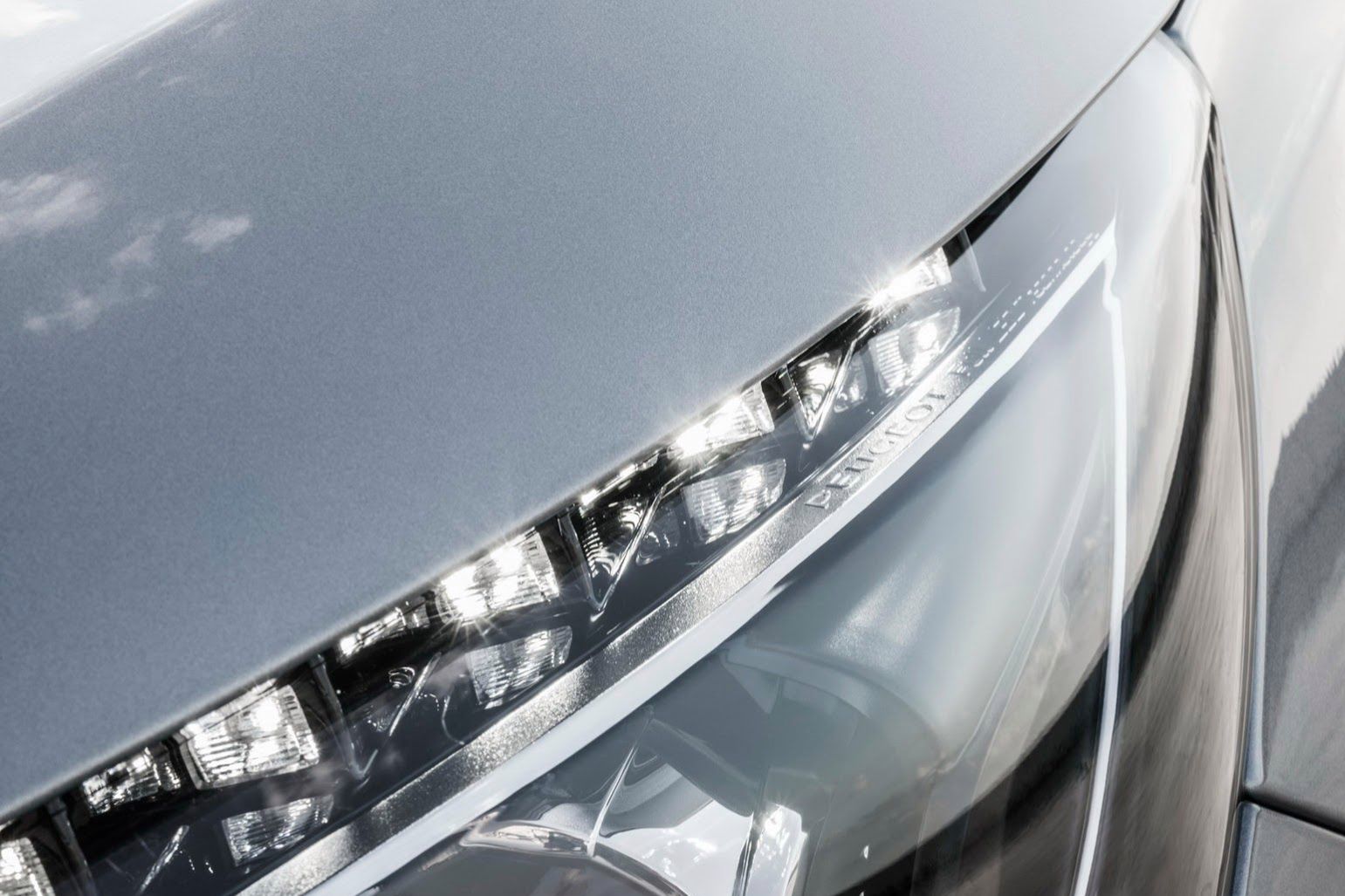 Nowy Peugeot 308 w obszernej galerii zdjęć 106