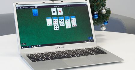 Recenzja Kiano SlimNote 15.6 HDD z talerzowym dyskiem 500 GB