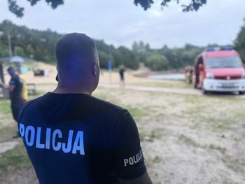 Kajkowo: Poszukiwania mężczyzny, który wpadł do jeziora Sajmino