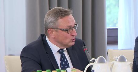Naukowiec z SGH o koncesji dla TVN24: Od 18 miesięcy KRRiT działa nielegalnie, nie dopełniając obowiązków.