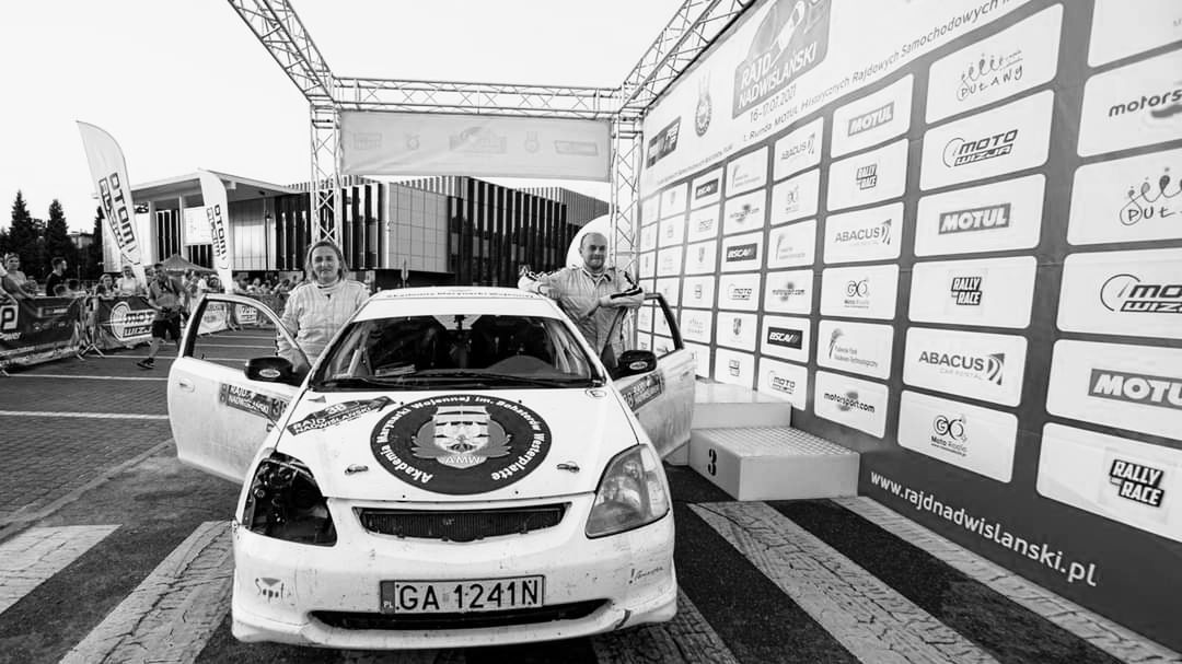 Facebook / Na zdjęciu: Agnieszka Pyra (po lewej) i Tomasz Pyra