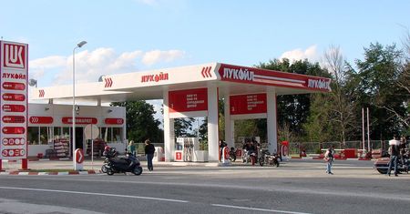 Lukoil zniknie z rynku. Ponad setka stacji już wkrótce zmieni szyld