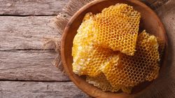 Propolis - skład, działanie, przepis na maść i nalewkę z propolisu