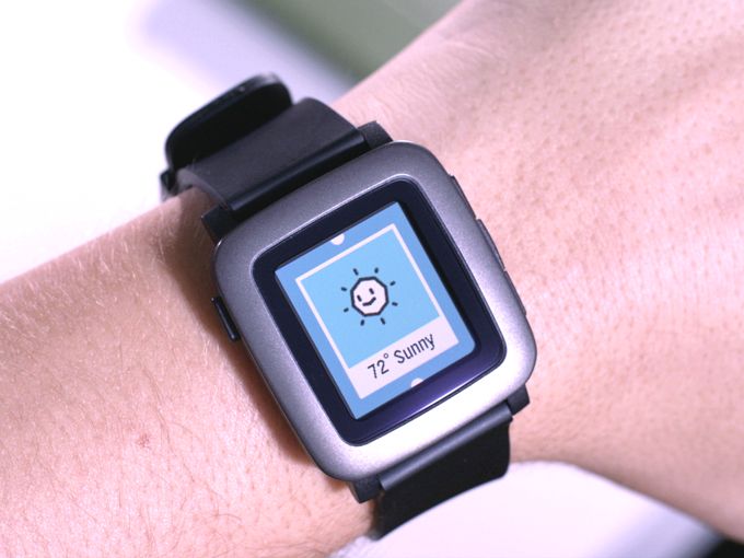 Pebble Time - nowy zegarek tajwańskiej firmy z kolorowym wyświetlaczem na Kickstarterze!