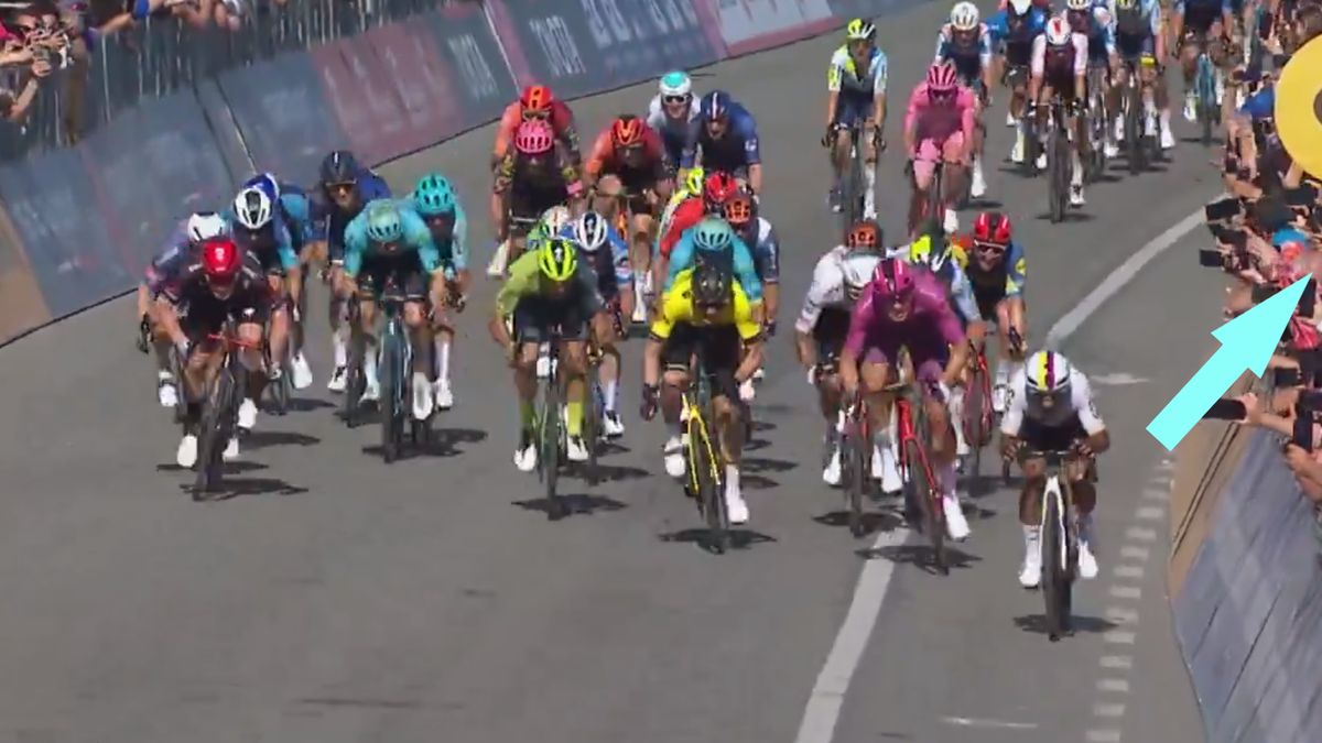 Zdjęcie okładkowe artykułu: Twitter / Giro d'Italia / Zaskakujący finisz