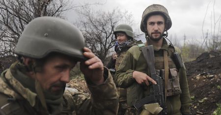 Proputinowski analityk ujawnia taktykę Rosji. "Stopniowy demontaż"