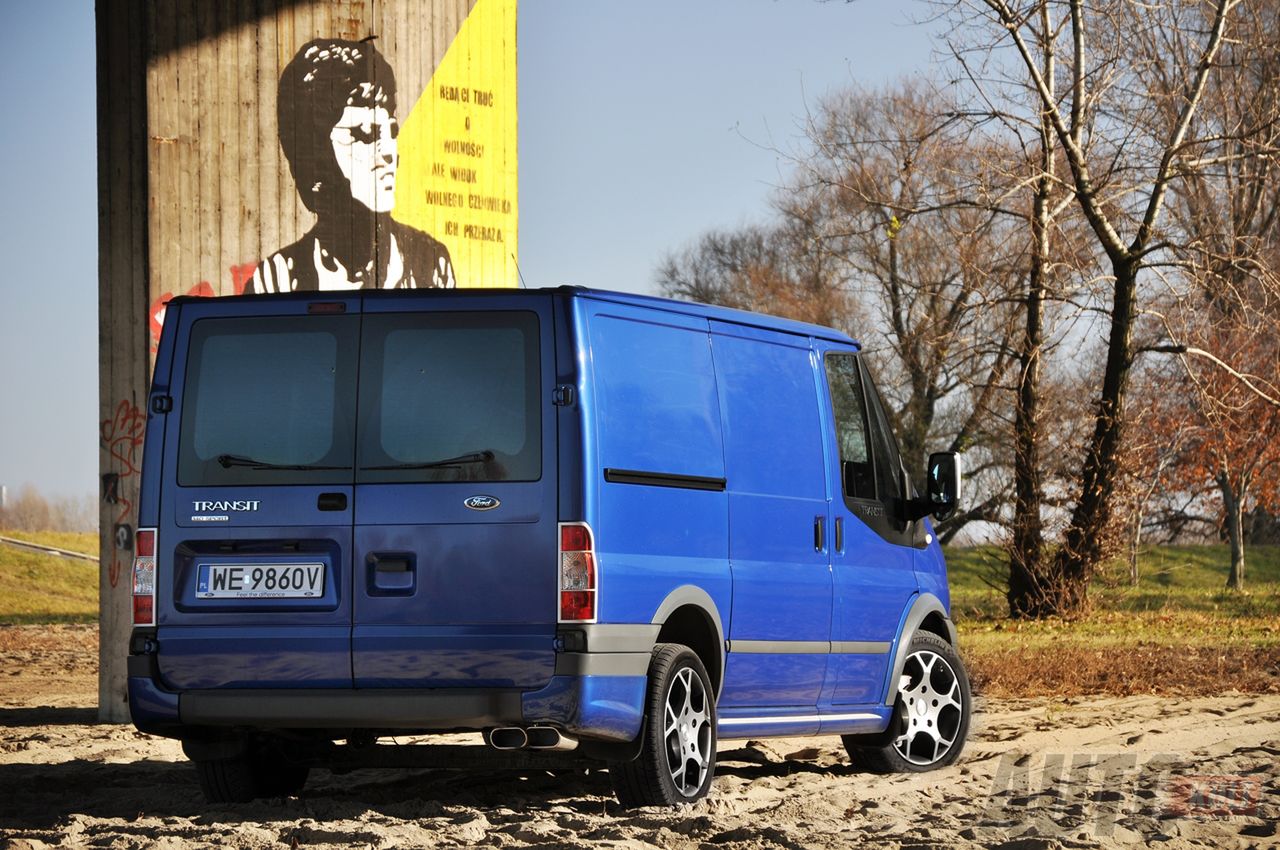 Ford Transit Sport Van (fot. Mariusz Zmysłowski)