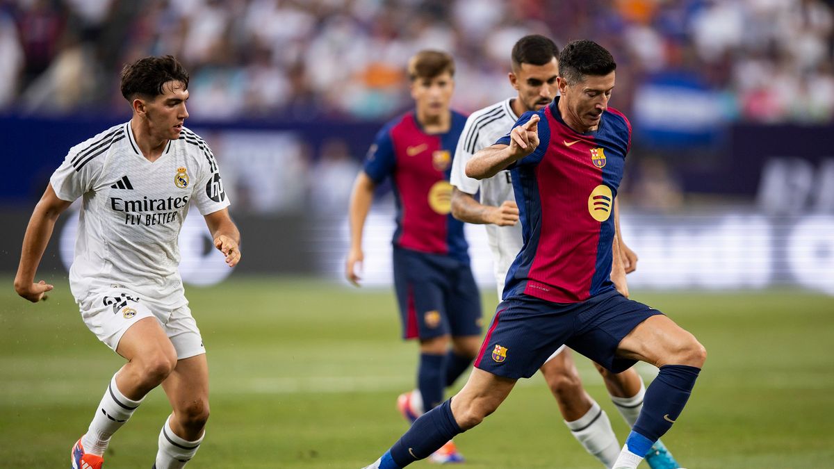 Getty Images / Ira L. Black/ / Na zdjęciu: Robert Lewandowski (z prawej)