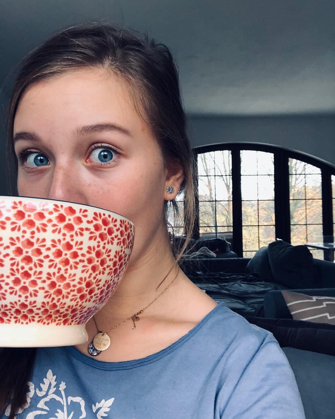 Julia Królikowska, córka Pawła i Małgosi, zaszczepiła się na COVID-19