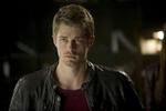 Luke Mitchell z agentami T.A.R.C.Z.Y.