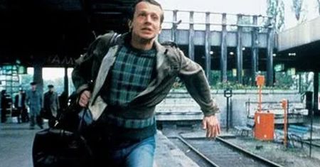 Dzieła Krzysztofa Kieślowskiego. Rozpoznasz filmy mistrza po kadrze?