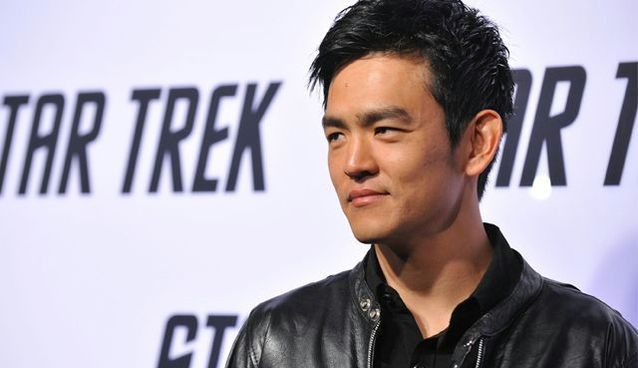 "Go On": John Cho szefem Matthew Perry'ego