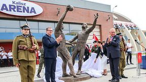 Uroczystość odsłonięcia pomnika "Piłkarze ręczni" w Kaliszu (galeria)