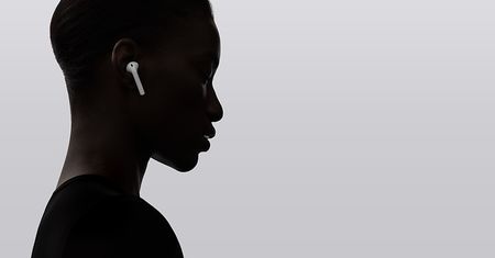 Słuchawki AirPods to jednorazówki! Eksperci z iFixit nie pozostawiają na nich suchej nitki