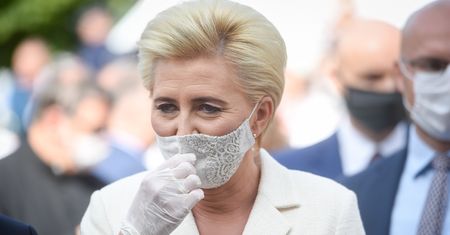 Dożynki Prezydenckie 2020. Agata Kornhauser-Duda w białej garsonce