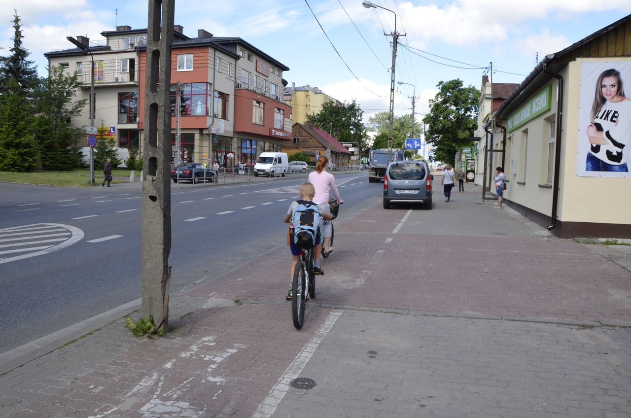 Zgodnie z przepisami każdy rowerzysta jest obowiązany poruszać się drogą dla rowerów, ale zdaniem sędziego nie