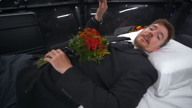 MrBeast let himself be buried alive. He spent 7 days in a coffin.