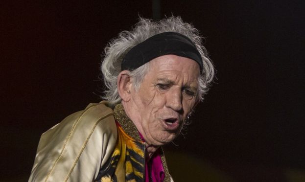 Prawie 75-letni Keith Richards wyznaje: "Przestałem pić. ALKOHOL MI SIĘ ZNUDZIŁ"