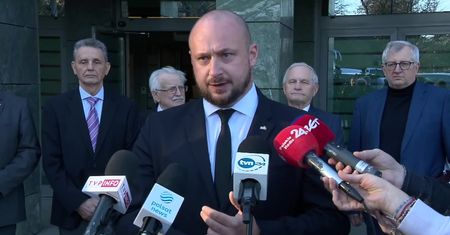 Spotkanie byłych szefów BBN. “To jest moment, kiedy można wesprzeć państwo”