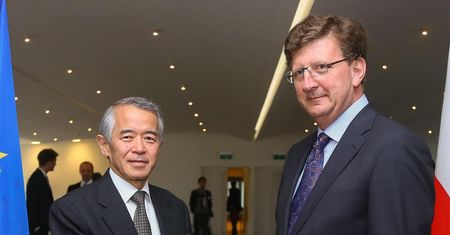 Stosunki Japonia - UE. Będzie umowa o wolnym handlu?