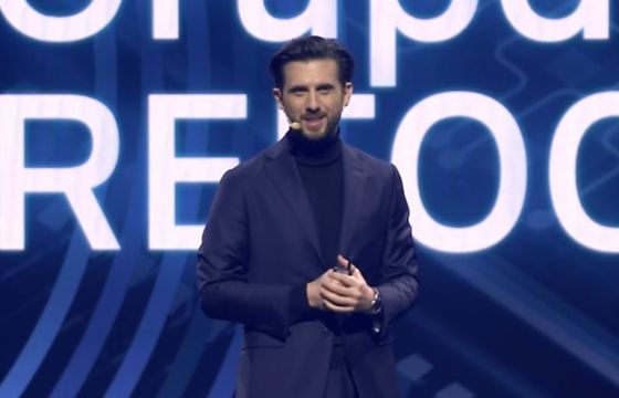 Cyfrowy Polsat skupi się na mediach i Plusie. OZE i nieruchomości na sprzedaż
