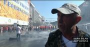 Konfrontacja między demonstrantami a pracownikami służby porządkowej w Kijowie