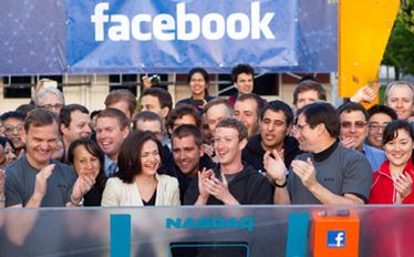 Facebook inwestycją długoterminową. Zysk najwcześniej za sto lat