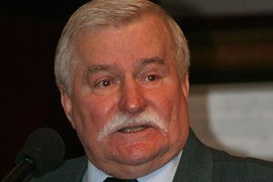 Polska nierządem Kaczyńskich stoi - L. Wałęsa dla WP