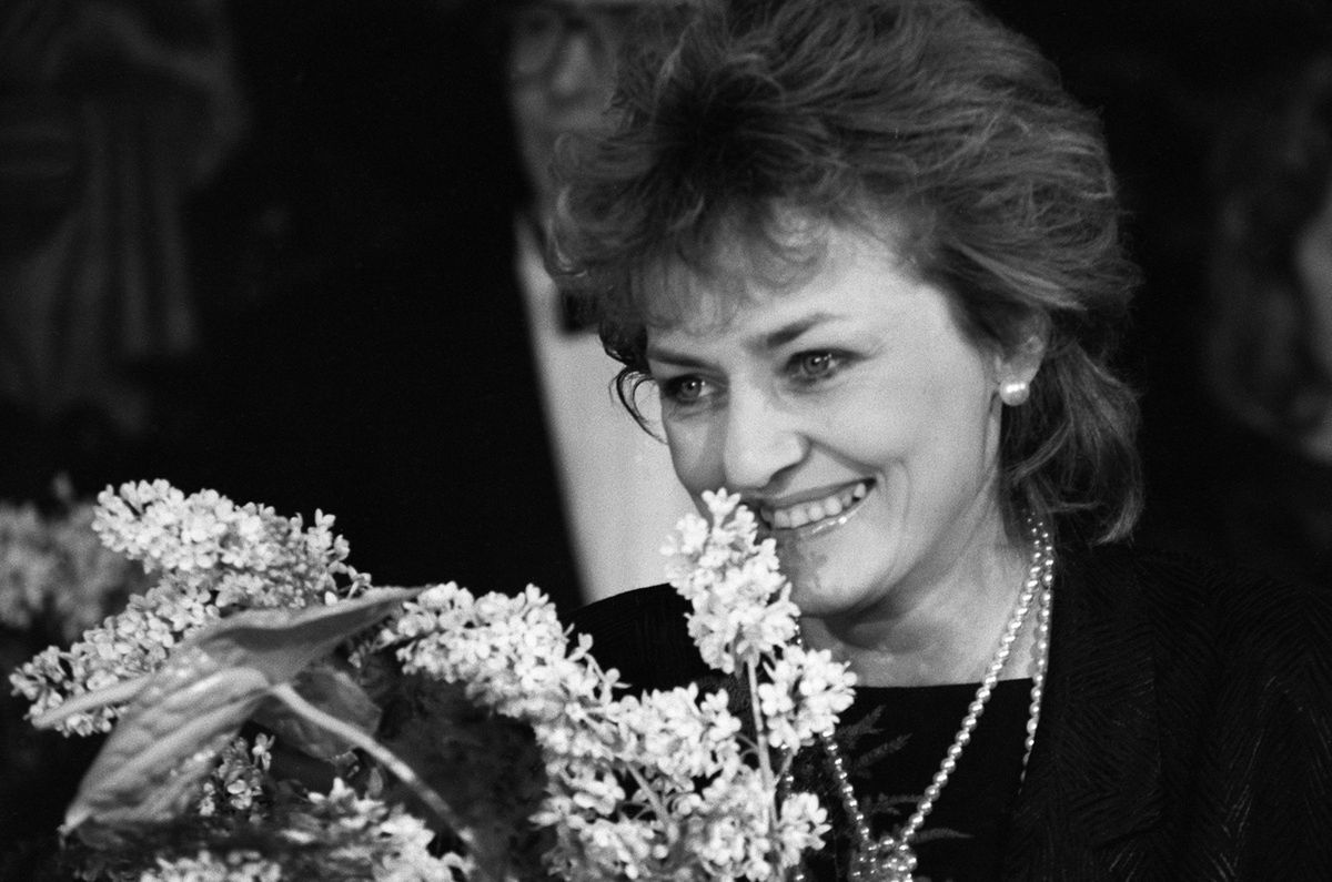Warszawa 1987 r. Fotografia z gali wręczenia Wiktorów. Zdzisława Guca była wówczas  jedną z laureatek 