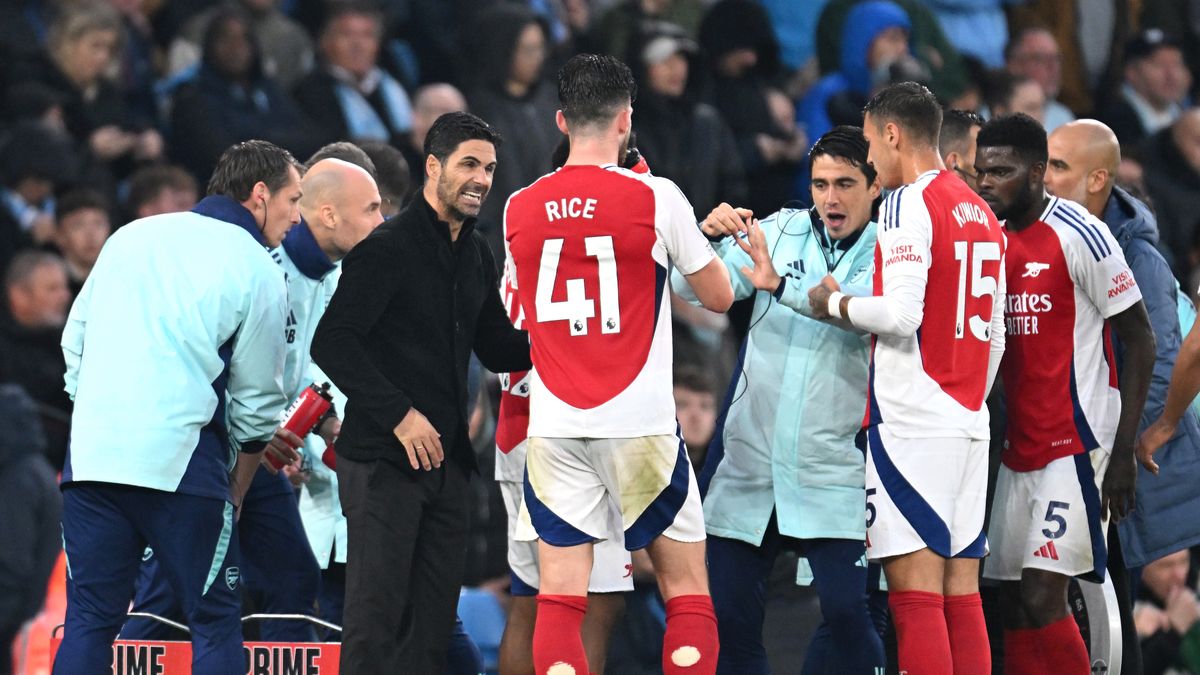 Getty Images / Stuart MacFarlane / Na zdjęciu: Mikel Arteta, Declan Rice, Jakub Kiwior i Thomas Partey