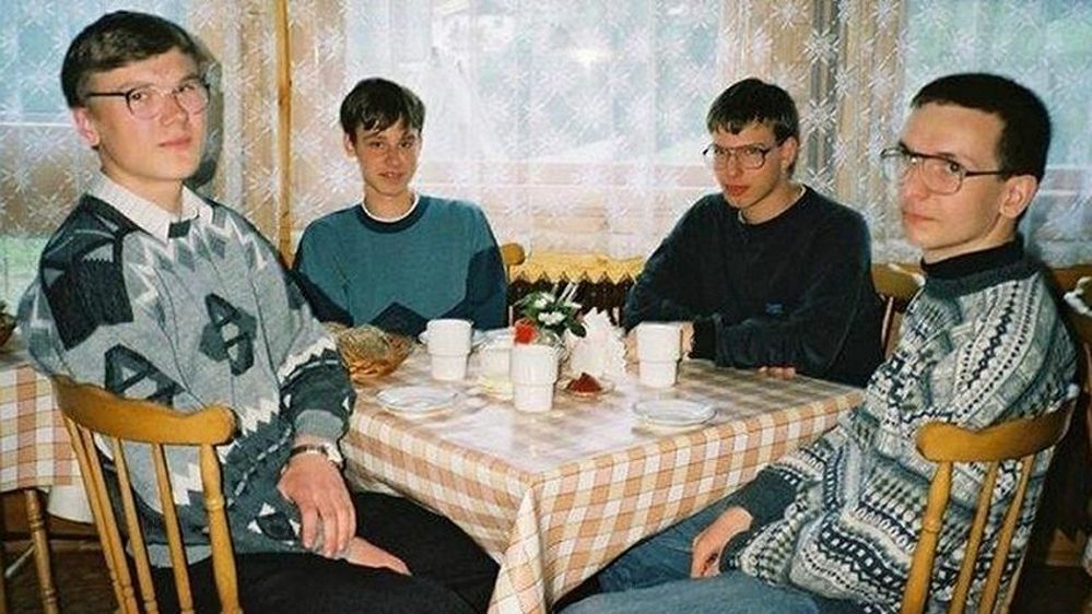 Tomasz Czajka (drugi z lewej) pracuje dziś dla Elona Muska