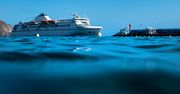 Samochód zsunął się z promu. Zobaczyli, jak dryfuje na oceanie