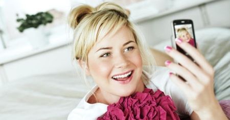 Takich selfie nie róbcie, grożą wypadkiem!