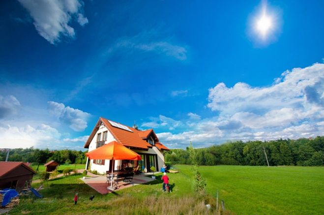 Kolektory słoneczne wspomogą ogrzewanie domu