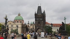 Grand Prix Czech w czasach pandemii. Restrykcje są. Mało kto ich przestrzega, ale "pokuta" boli po kieszeni