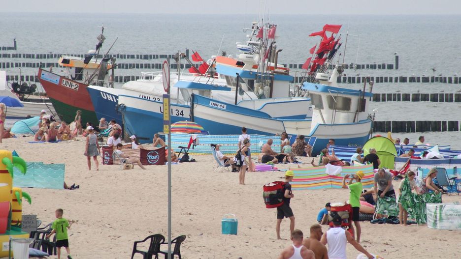 ŁAZY, UNIEŚCIE, MIELNO PLAŻOWANIE