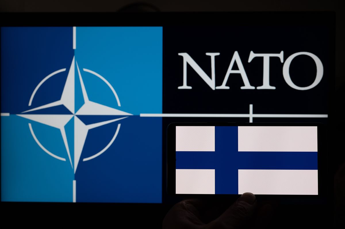  4 квітня Фінляндія офіційно приєднається до НАТО (Photo illustration  by Jonathan Raa/NurPhoto via Getty Images)