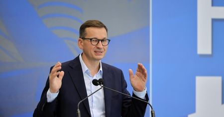 Nowe drogi i linie kolejowe. Premier obiecuje duże inwestycje
