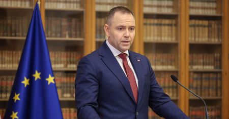 Miały być dwa dni i spotkanie z Orbanem, ale nie będzie. Podano plan wizyty